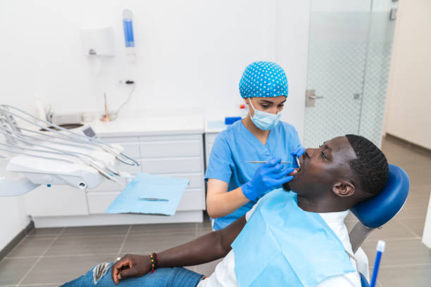 Best Cracked Tooth Emergency Dentist  in East Cleveland, OH